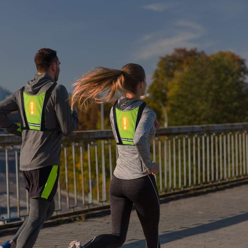 LED Remote Control Safety Vest - Running Visibility Gear reseña y precio